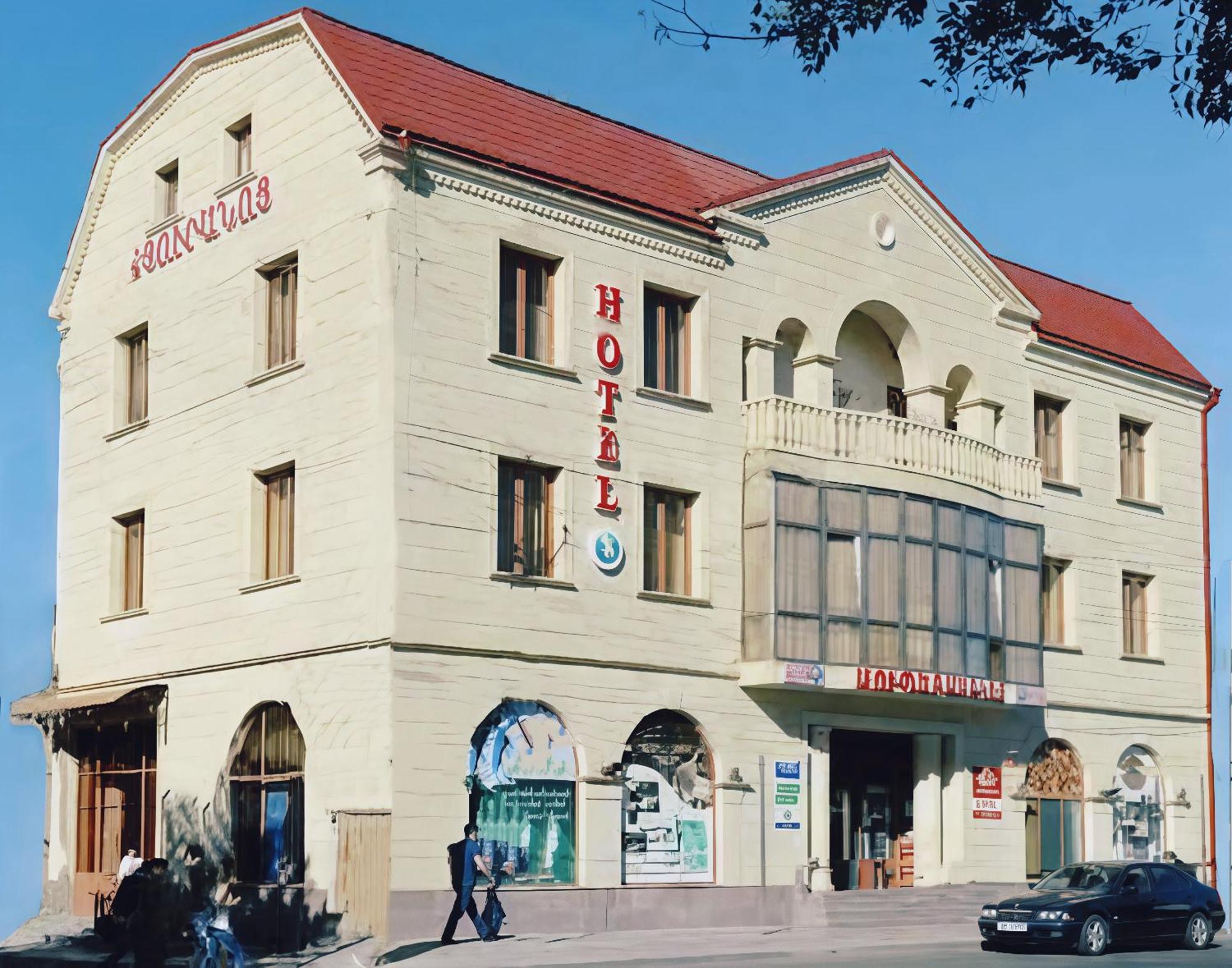 Sd Hotel Erivan Dış mekan fotoğraf