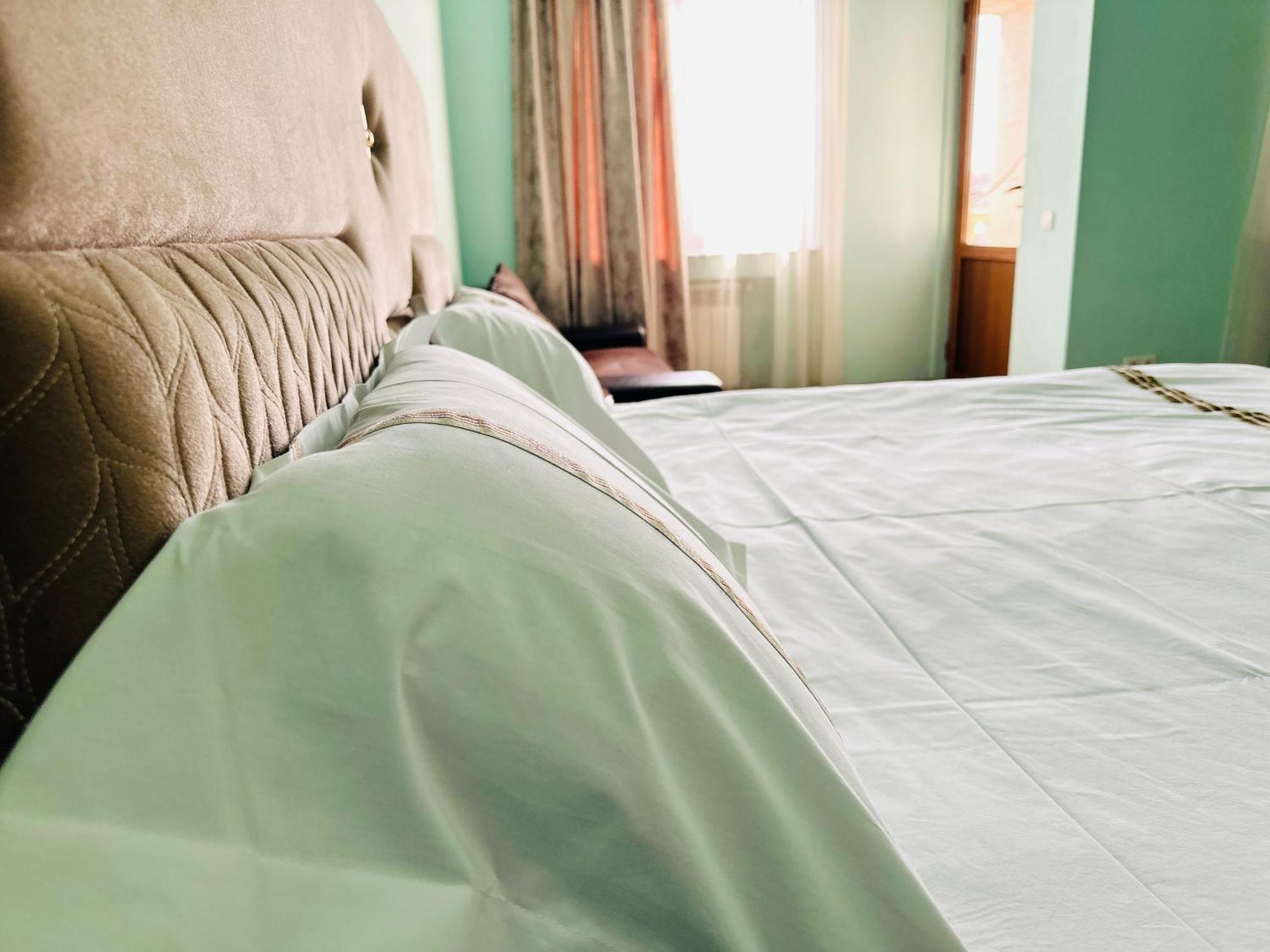 Sd Hotel Erivan Dış mekan fotoğraf