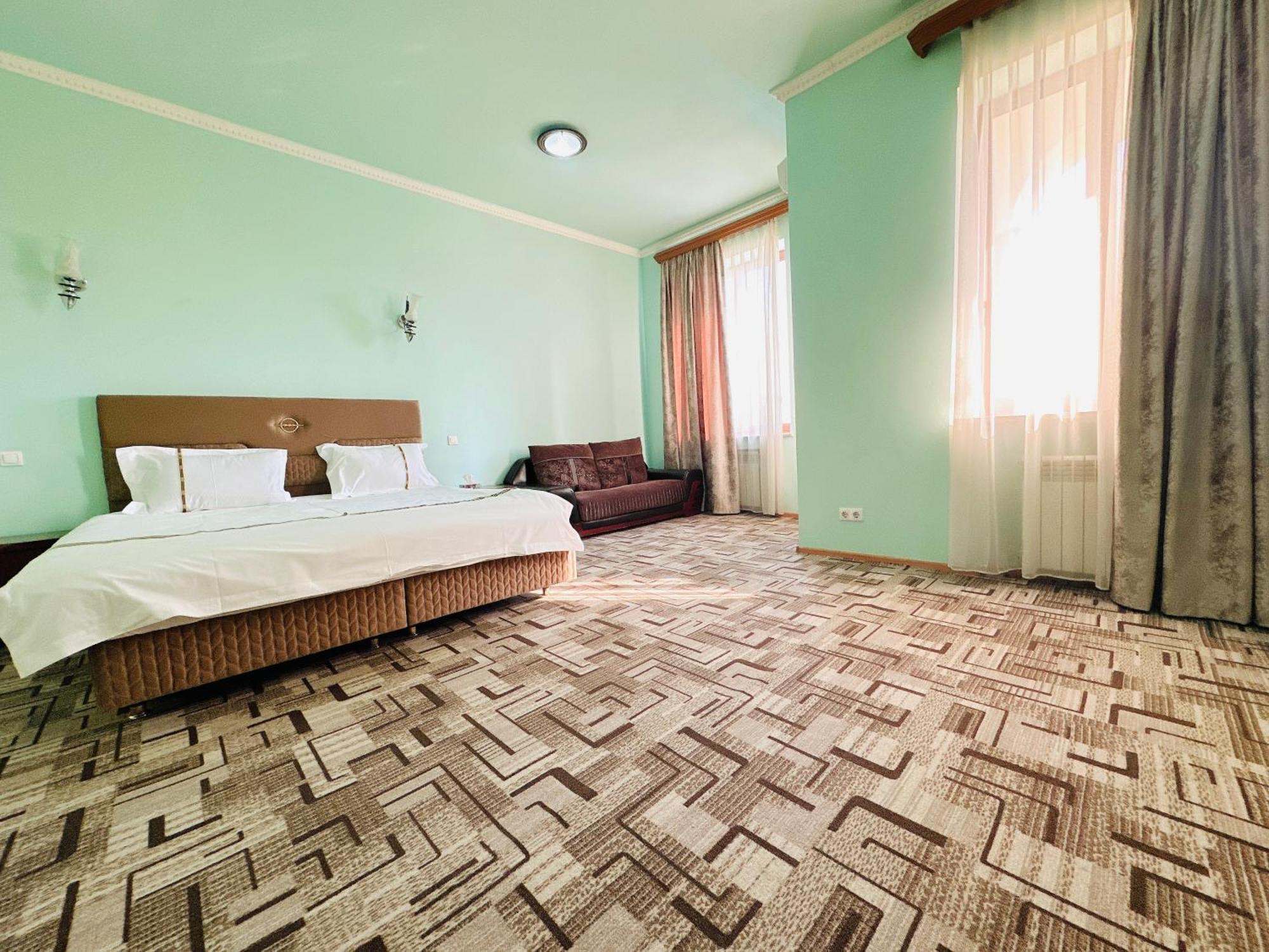 Sd Hotel Erivan Dış mekan fotoğraf